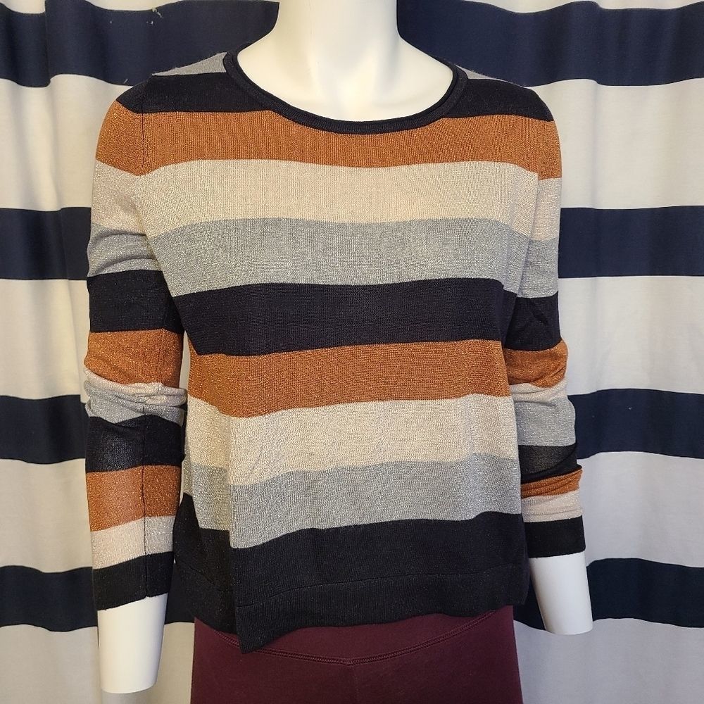 Comma Sweater, Size 36 - Picture 2 of 9